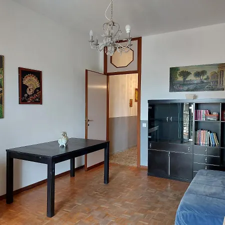 Terrazza Ad Un Passo Dal Mare Apartment *